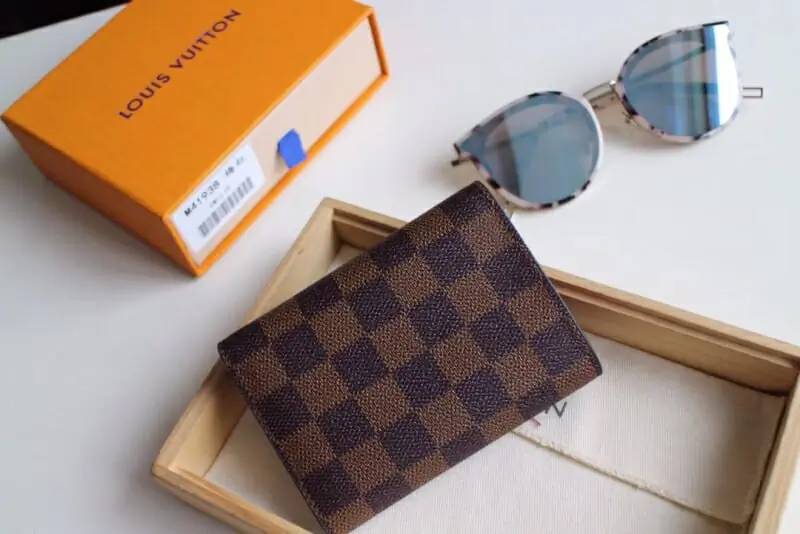 louis vuitton lv card case s_1252a301